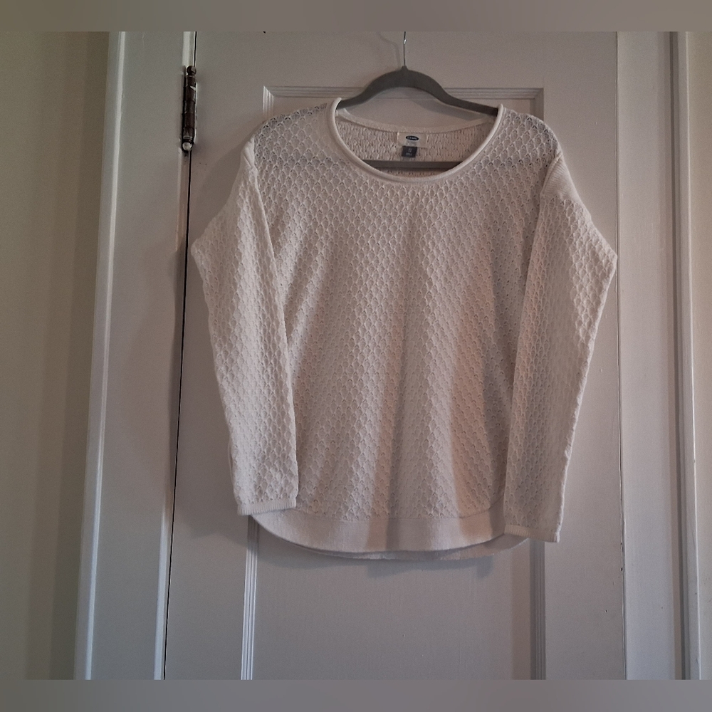 Old Navy White Top - Picture 7 of 11
